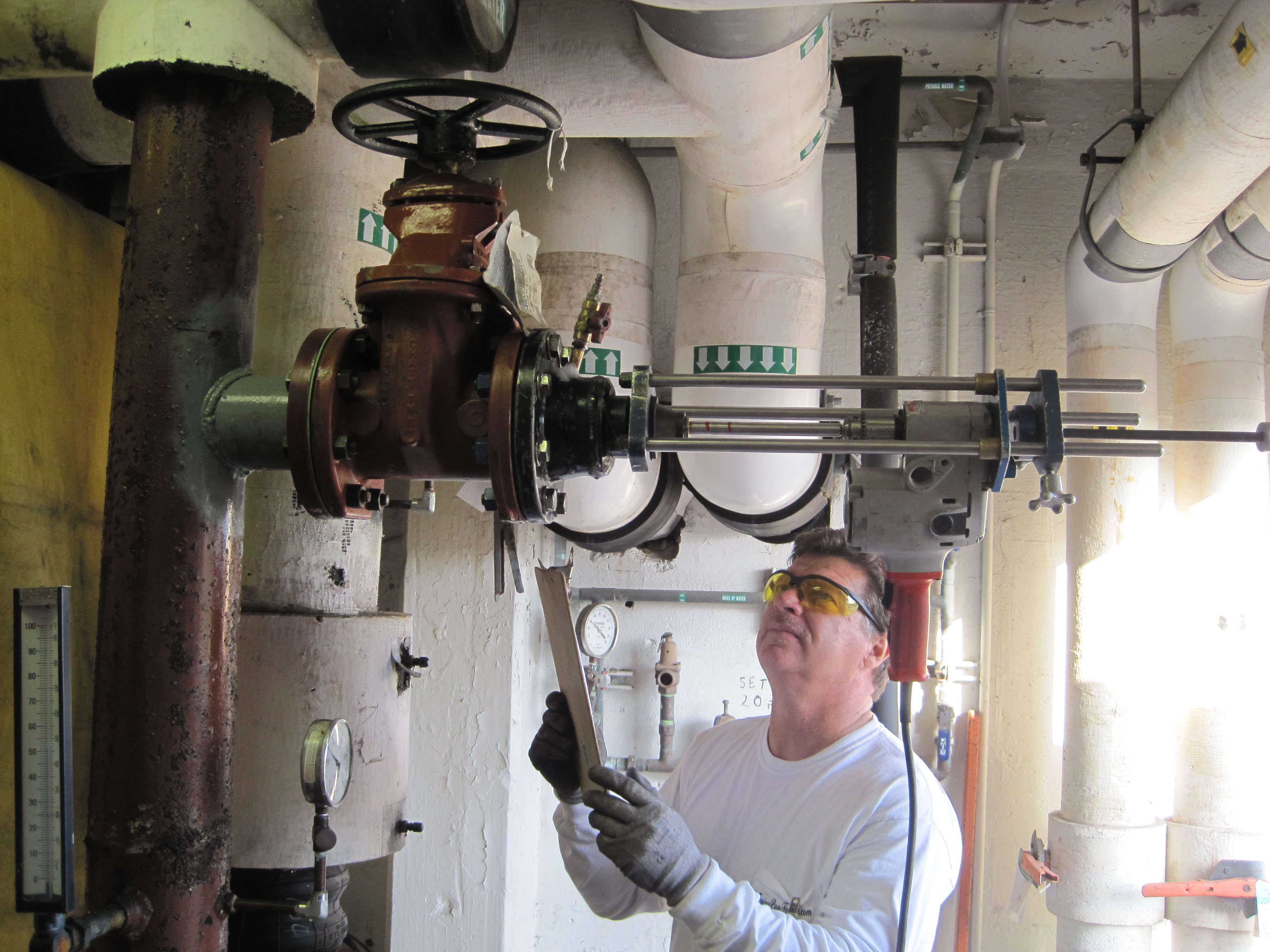 Pipe Tapping Services CRYOSTOP™ Pipe Freeze Seal Services